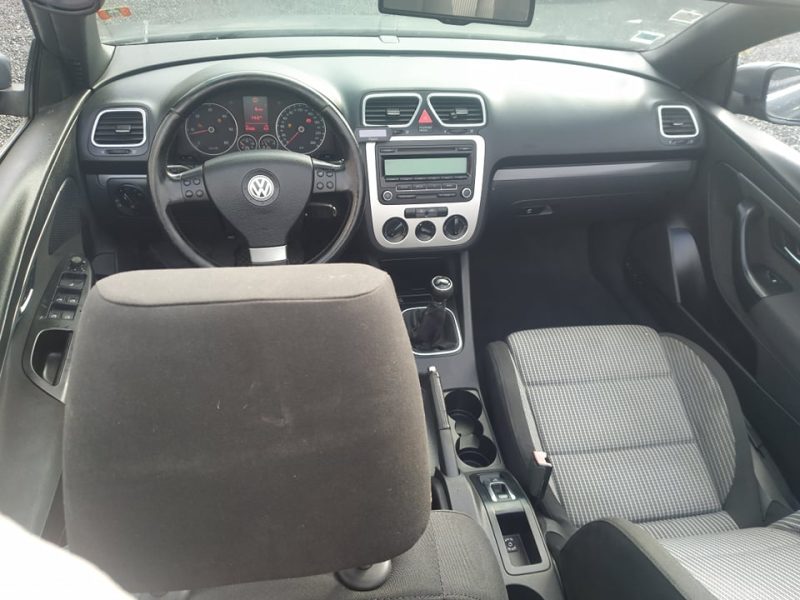 <h1>VOLKSWAGEN EOS 2009</h1>