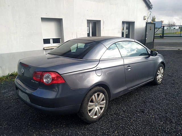 <h1>VOLKSWAGEN EOS 2009</h1>